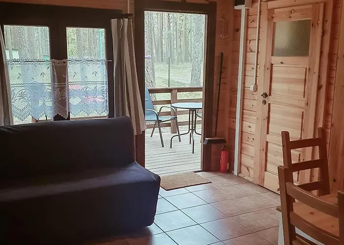 Lesniczowka-wdzydze Pe El *